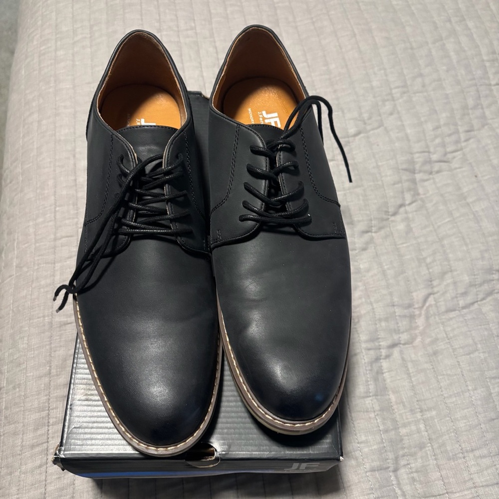 JF J. Ferrar Black Lace-Up Dress Shoes